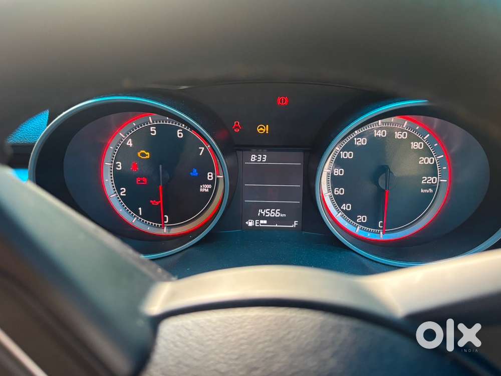 Maruti Swift Petrol 2023