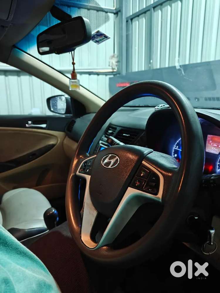 Hyundai Verna 1.6 Crdi 2012
