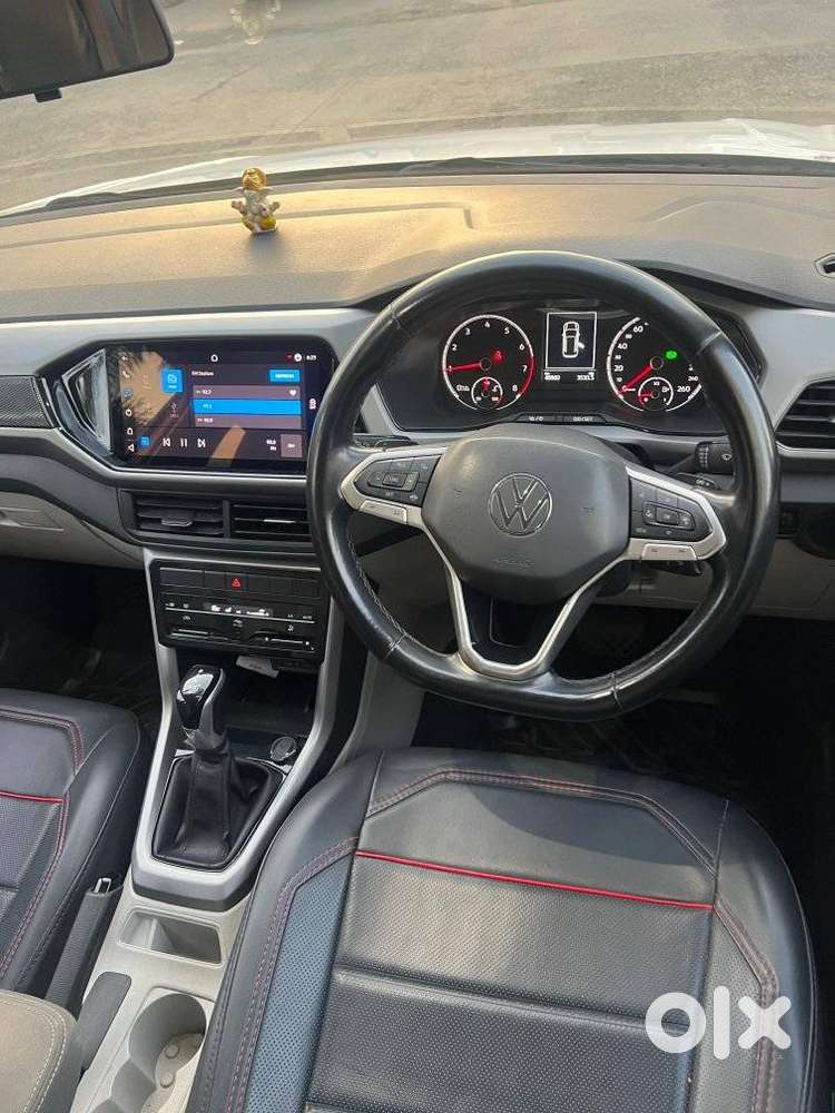 Volkswagen Taigun 1.0 Tsi Highline At, 2022, Petrol