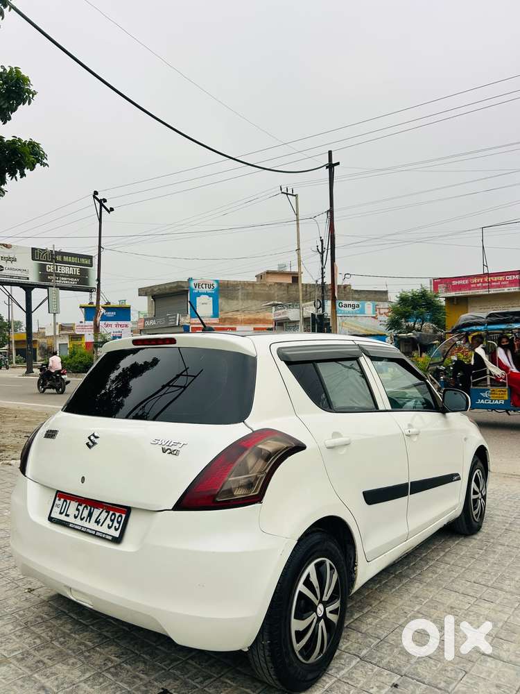 Maruti Suzuki Swift Vxi Cng, 2016, Cng & Hybrids