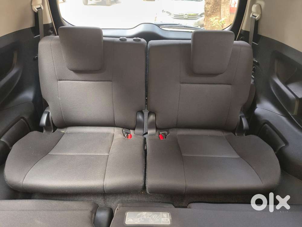 Toyota Innova Crysta [2020-ongoing] 2.4 Gx 8 Str, 2026, Diesel