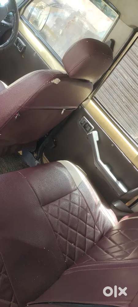 Mahindra Bolero Neo 2004