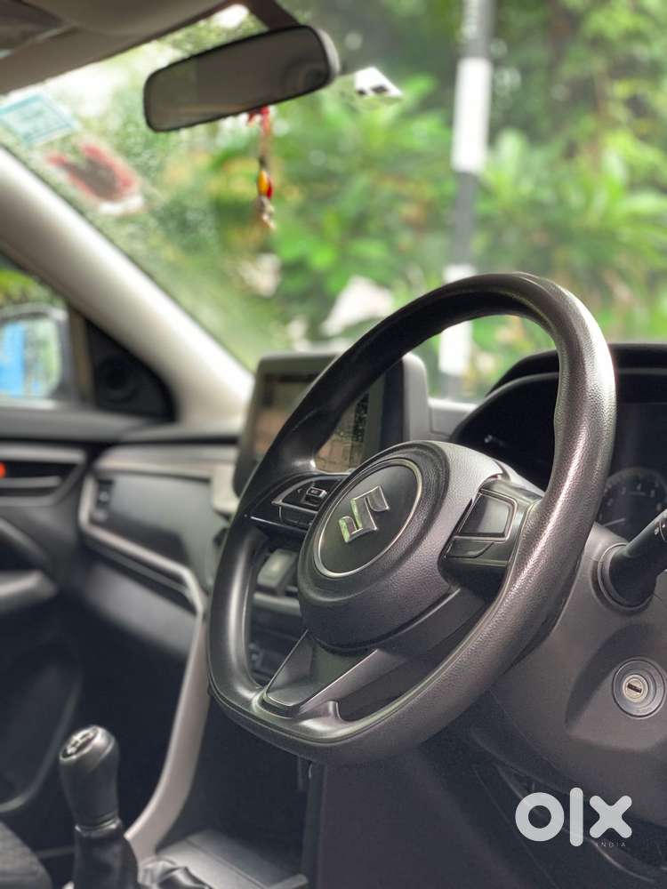 Maruti Suzuki Brezza 1.5 Vxi Smart Hybrid, 2022, Petrol