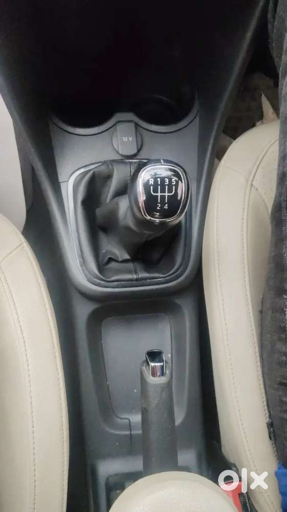 Skoda Rapid Elegance 1.6 Mpi Petrol 2017 Silk Blue
 For Sale.