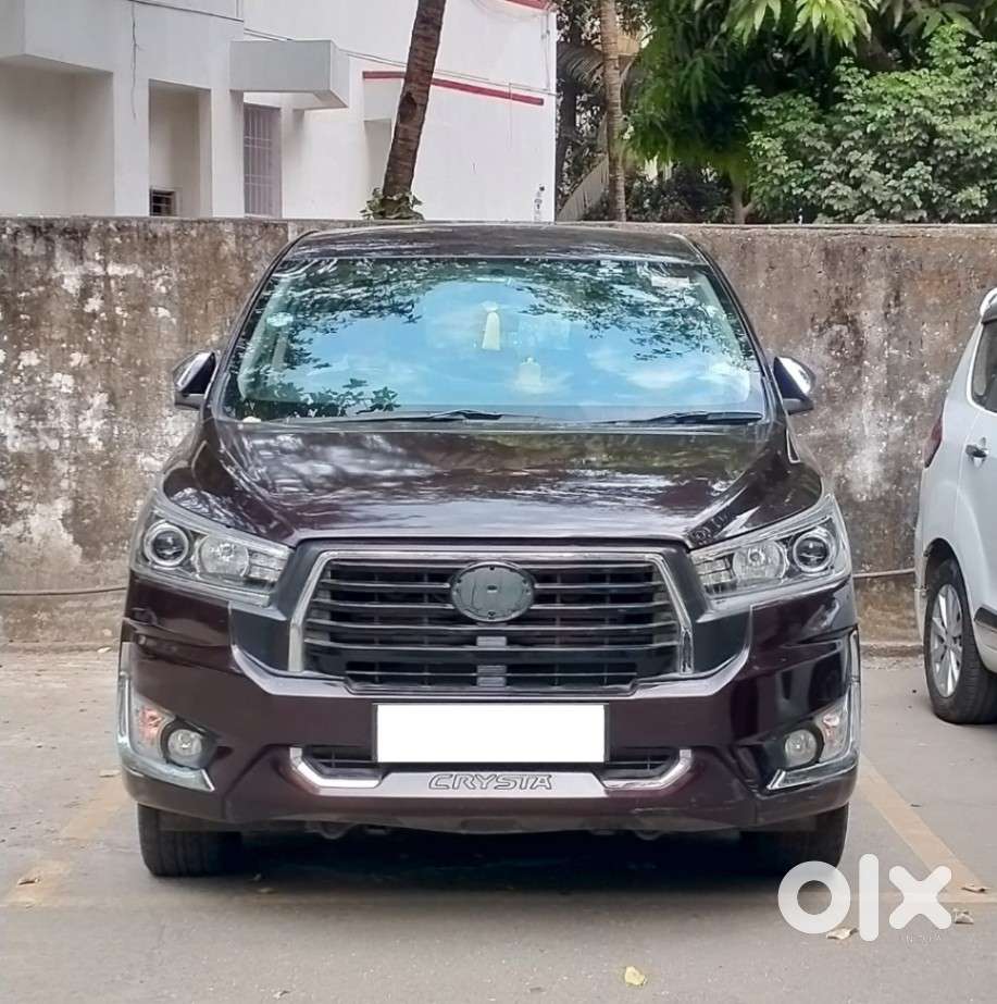 Toyota Innova Crysta 2.8 Zx At 7 Seater, 2016, Diesel