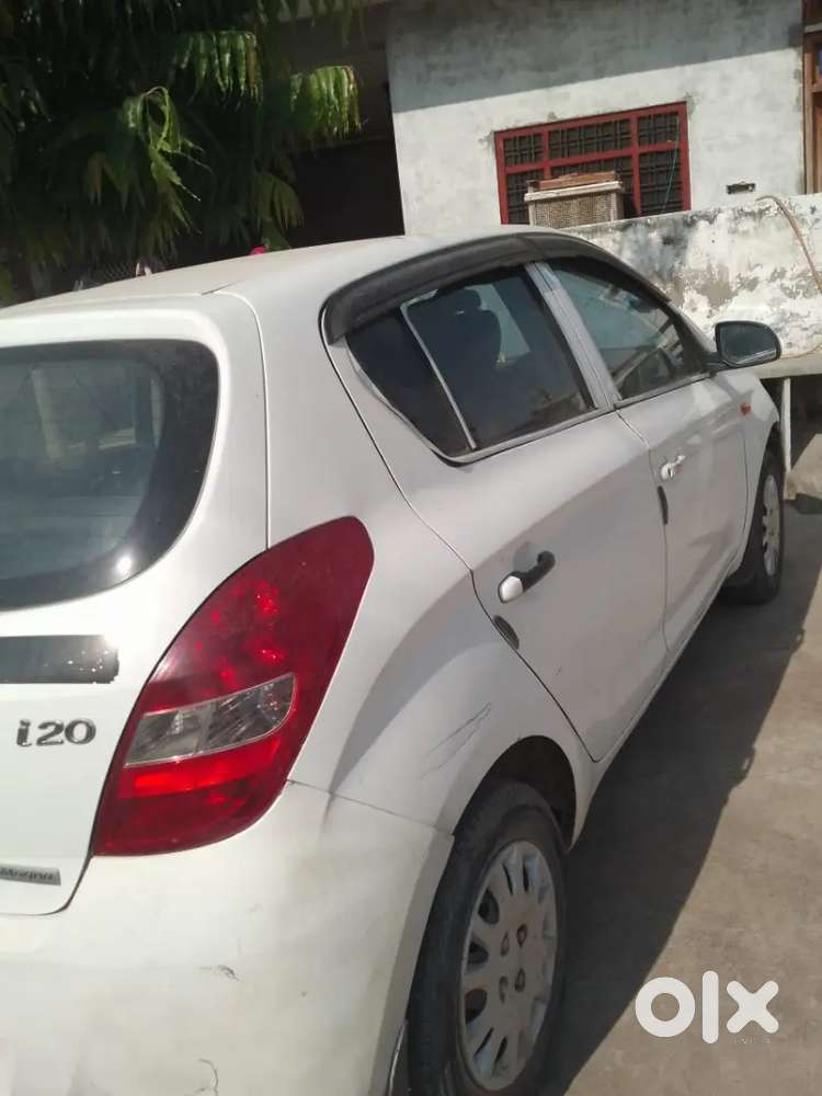 Hyundai I20 Magna 2011 Car