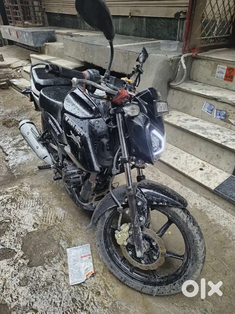 TVS Raider 125 TFT DISPLAY BLUTOOTH BASED 2024 model