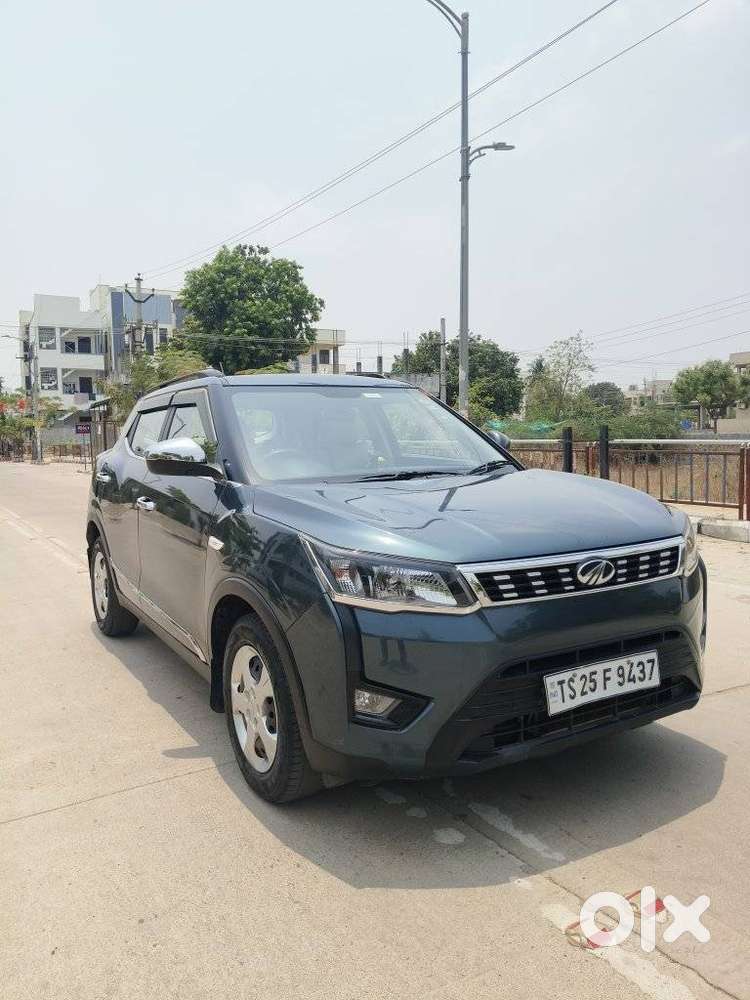 Mahindra Xuv300 W6, 2022, Petrol