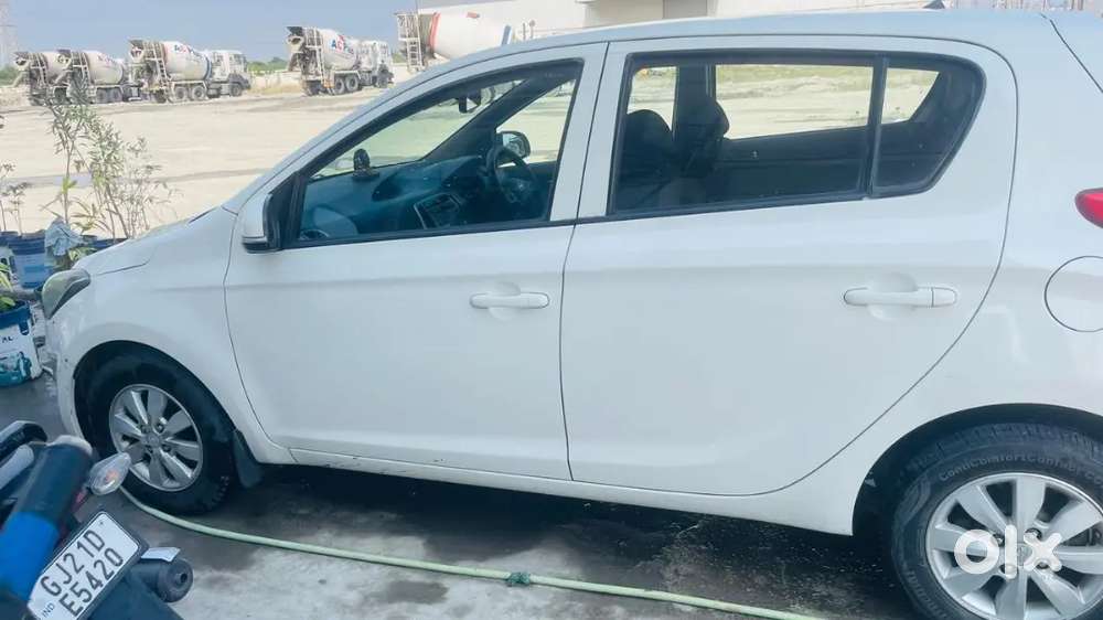Hyundai I20 Sportz 2013 Cng Hybrid