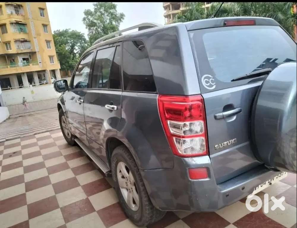 Maruti Suzuki Grand Vitara 7 Seater Petrol Good Condition