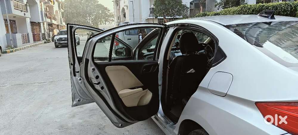 Honda City I-dtec (diesel)  Uk-reg  25 Kmpl  Pristine Condition