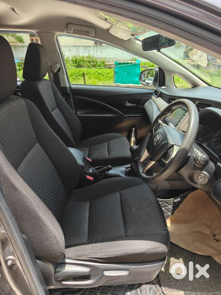 Toyota Innova Crysta 2022