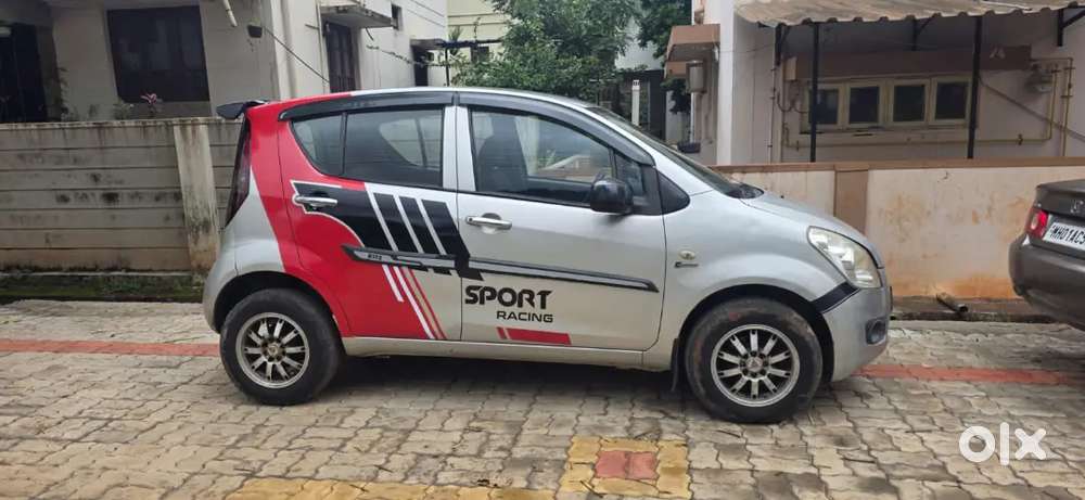 Maruti Ritz Lxi 2011