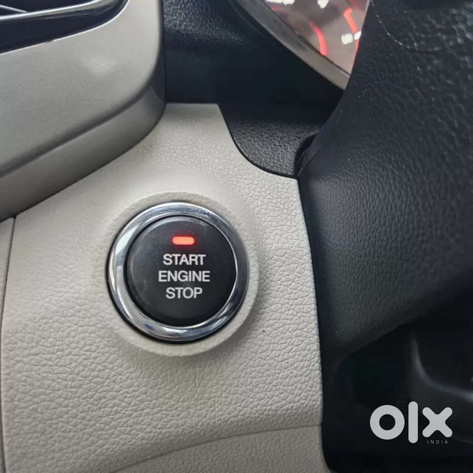 Mahindra Xuv300 W8 Diesel, 2021, Diesel