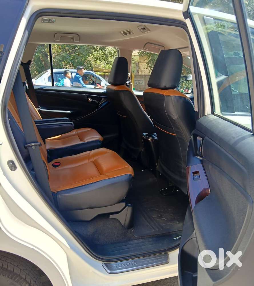 Toyota Innova Crysta 2.4 G Mt, 2016, Diesel