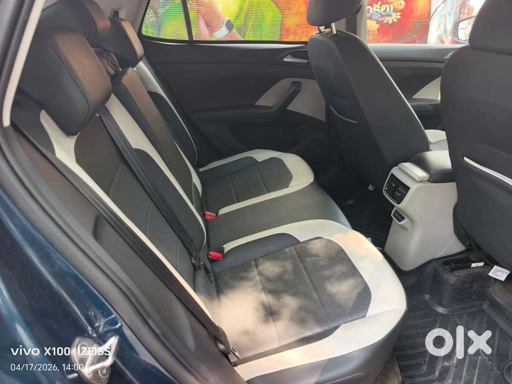 Volkswagen Taigun 1.0 Tsi Highline At, 2024, Petrol