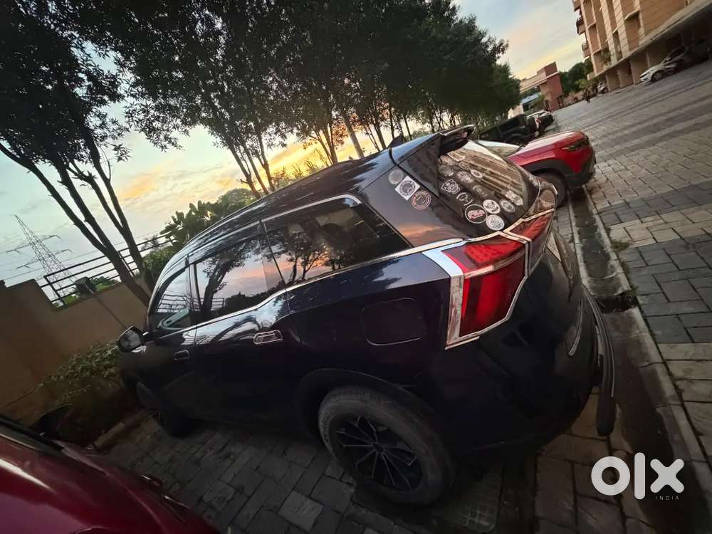 Mahindra Xuv700 Petrol 2024