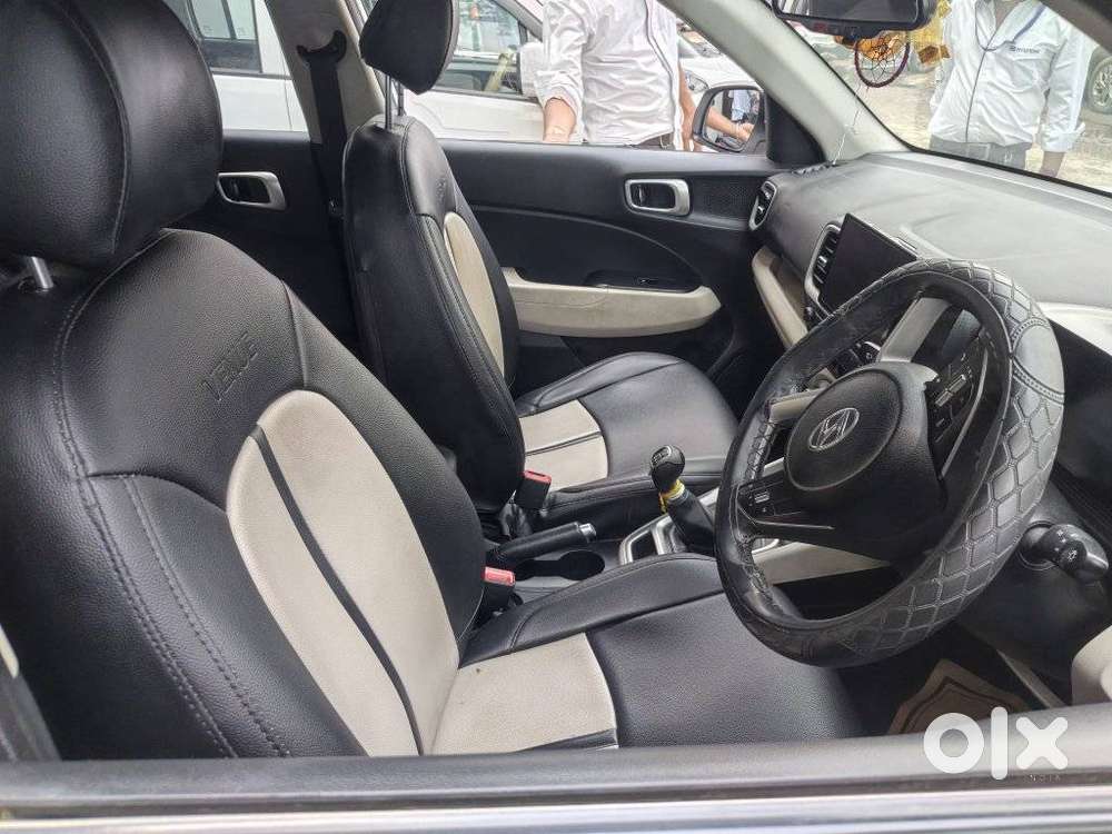 Hyundai Venue Sx Mt, 2022, Petrol