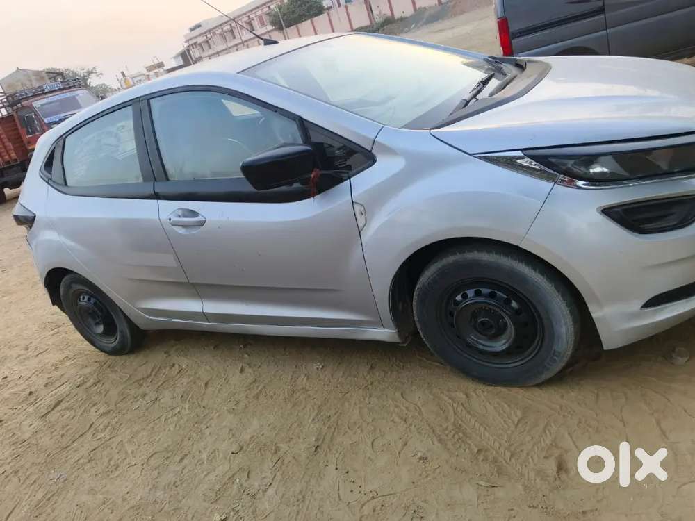 Tata Altroz 2021 Petrol 72000 Km Driven