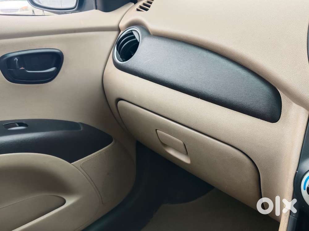 Hyundai Grand I10 Magna At, 2010, Petrol