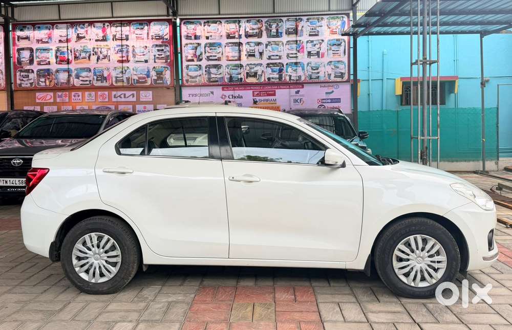 Maruti Suzuki Swift Dzire 1.2 Vxi, 2017, Petrol