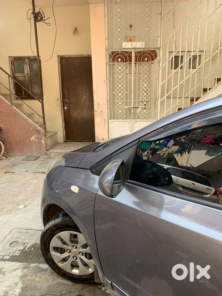 Hyundai Xcent 2018 Petrol