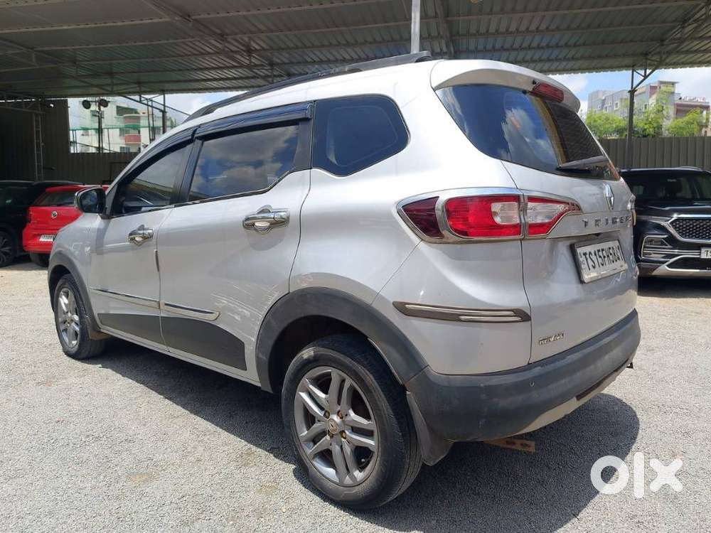 Renault Triber Rxz, 2022, Petrol