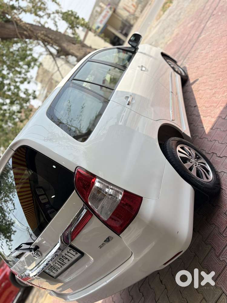Toyota Innova 2.5 Vx 8 Str, 2015, Diesel