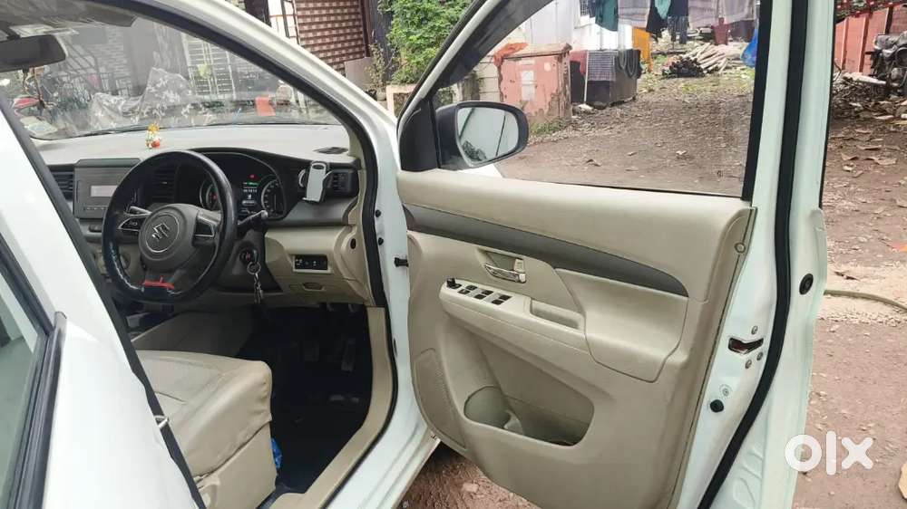 Maruti Suzuki Ertiga 23