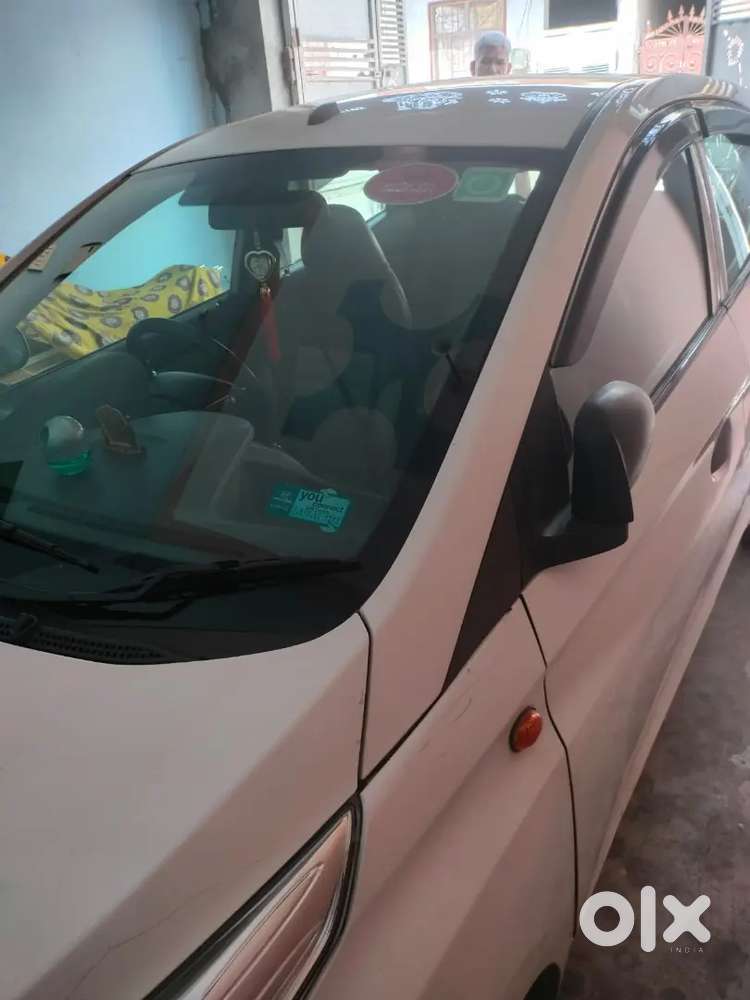 Hyundai Eon 2012 Petrol Well Maintained