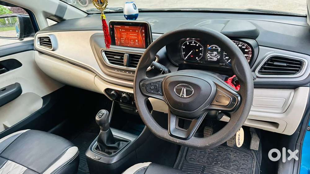 Tata Altroz 1.2 Xm Plus, 2021, Petrol