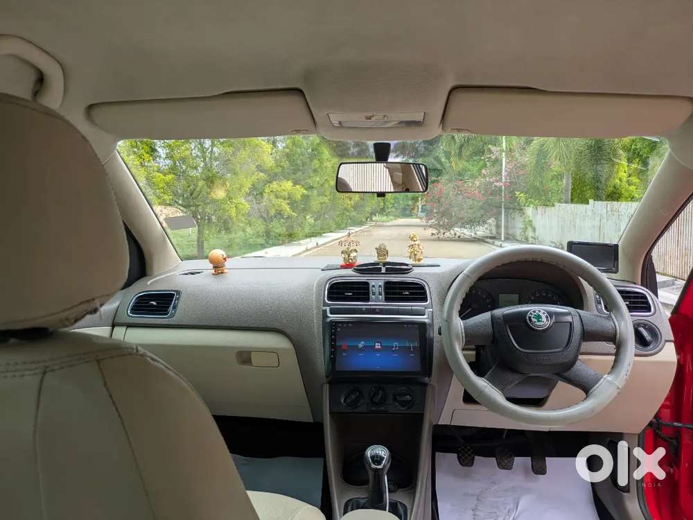 Skoda Rapid 2014 ,red Colour ,diesel Well Maintained