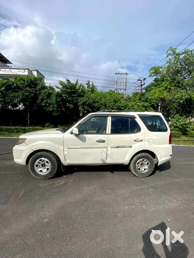 Tata Safari Storme 2013 Diesel Car