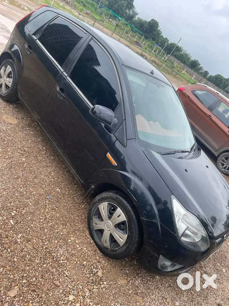 Ford Figo 2011 Diesel 102000 Km Driven
