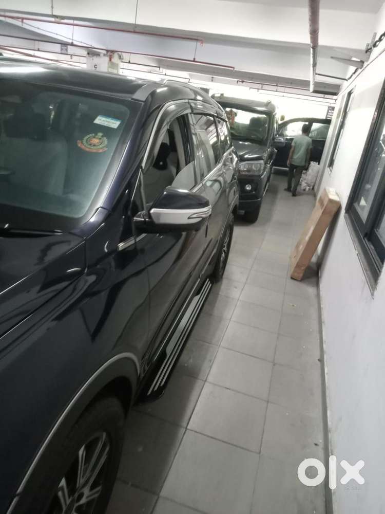 Mahindra Xuv700 2.2 Ax 7 Diesel At Luxury Pack Str, 2022, Diesel