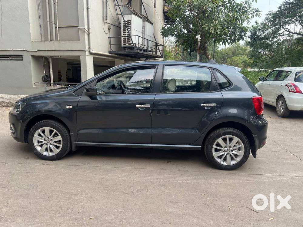 Volkswagen Polo Highline 1.6l Petrol, 2015, Petrol