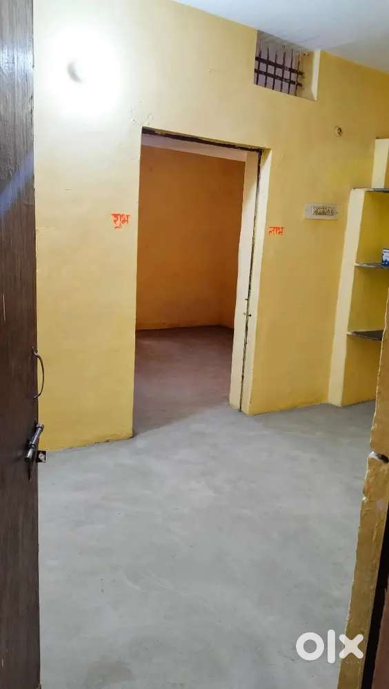 1BHK UPPER FLOOR FOR RENT INDEPENDENT HOUSE (OWNER LIVES DOWNSTAIRS)