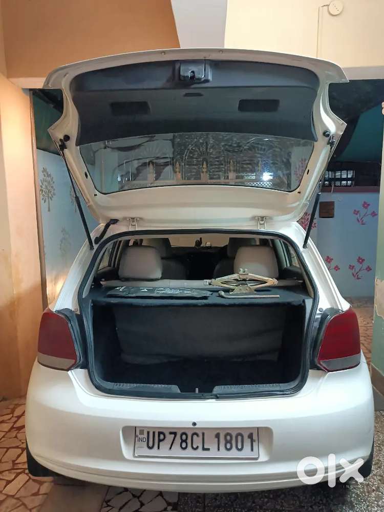 Volkswagen Polo 2011 Petrol 78880 Km Driven