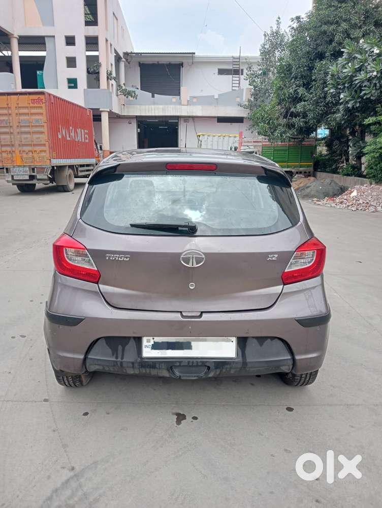 Tata Tiago Xz Opt, 2017, Petrol
