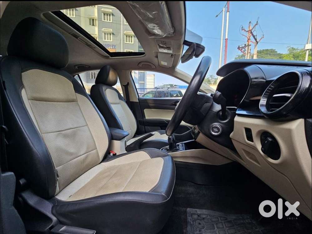 Skoda Slavia 1.0 Tsi Style, 2022, Petrol