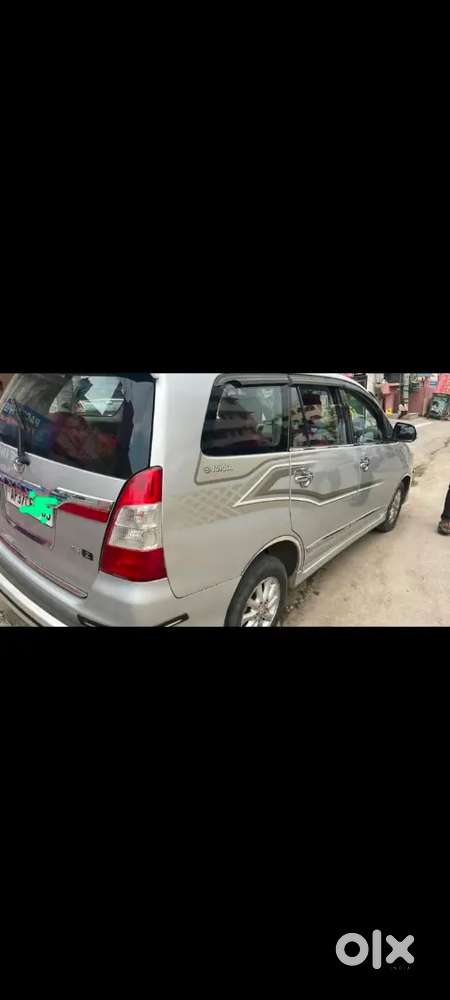 Toyota Innova 2014 Diesel 245000 Km Driven