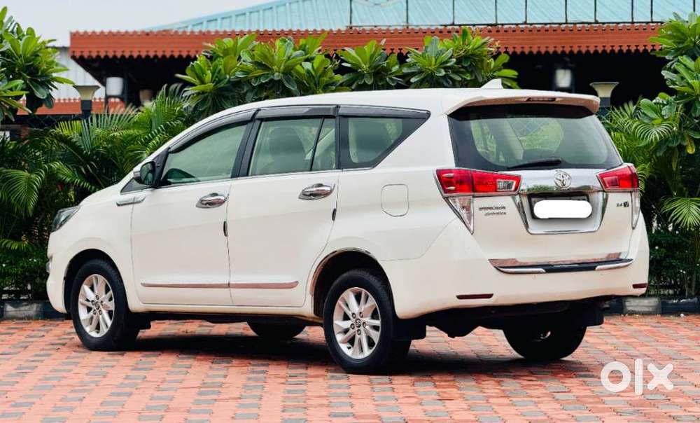 Toyota Innova Crysta 2.4 V 8 Str, 2019, Diesel