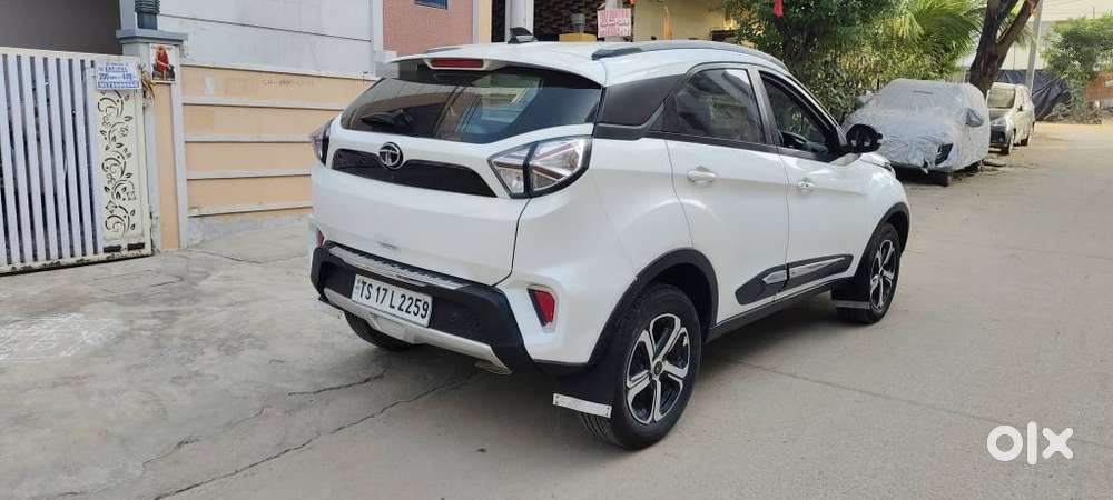 Tata Nexon 1.2 Revotron Xz Plus, 2022, Petrol
