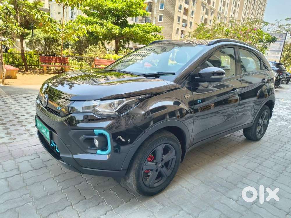 Tata Nexon 1.2 Revotron Xza Plus Premium Dark Edition, 2021, Electri..