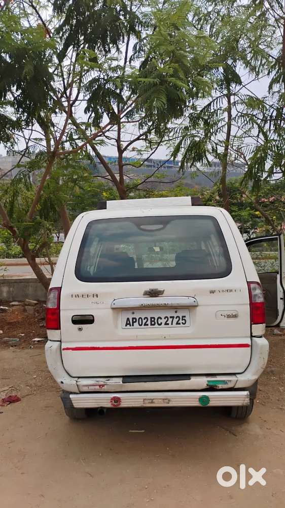 Chevrolet Tavera Diesel Automatic 2011