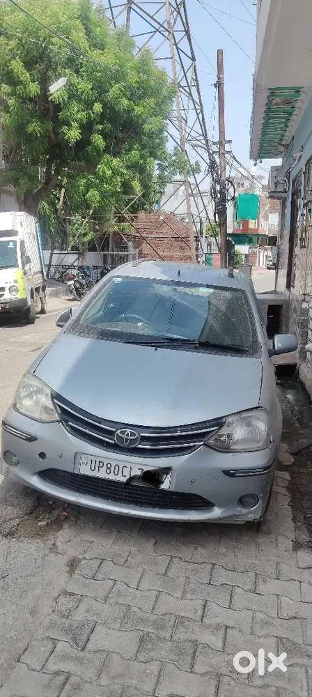 Toyota Etios Liva 2013 Diesel 142000 Km Driven