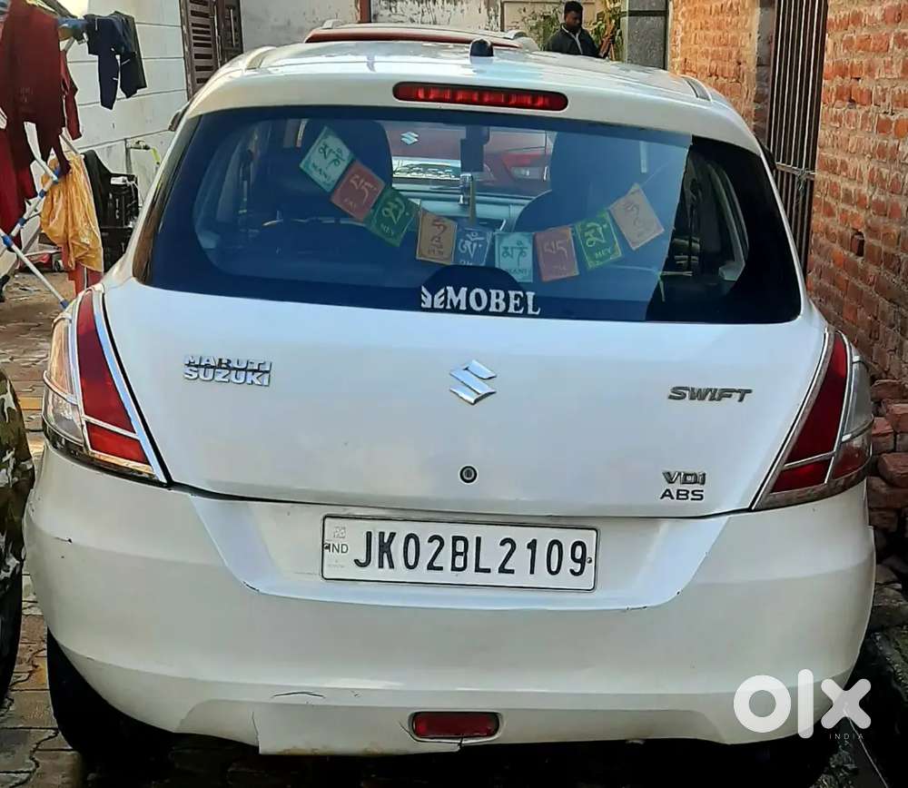 Maruti Suzuki Swift 2015 Diesel 83125 Km Driven