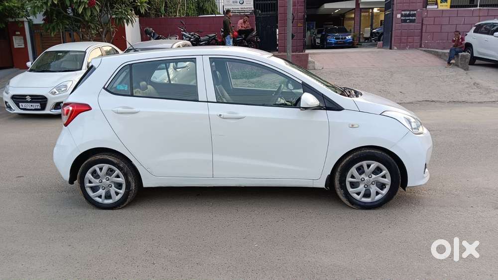 Hyundai Grand I10 Sportz O 1.2, 2018, Petrol