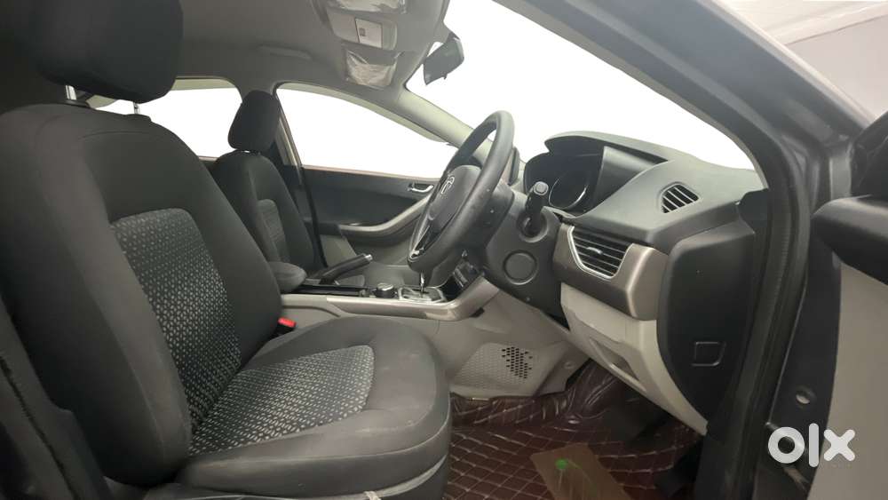 Tata Nexon 1.2 Revotron Xza Plus, 2018, Petrol