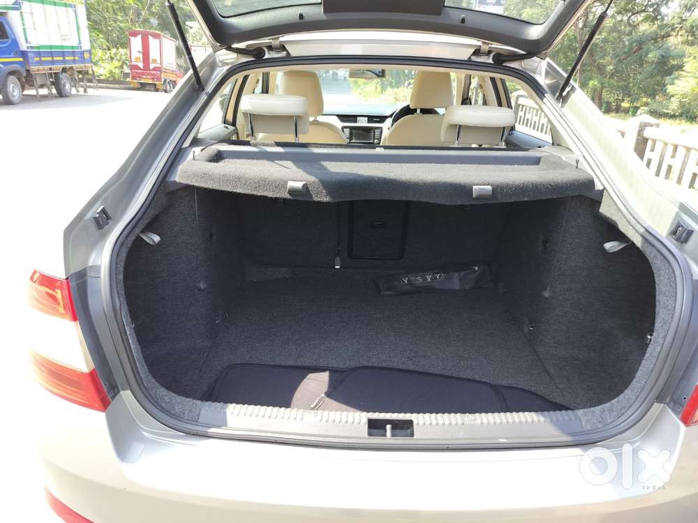 Skoda Octavia 1.8 Tsi Style Plus At, 2016, Petrol